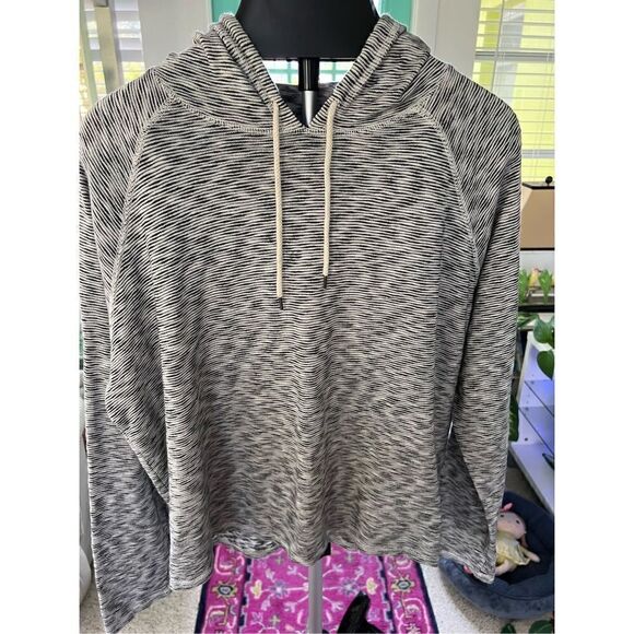 aerie Tops - Aerie Women’s Hoodie Pullover with Drawstring L